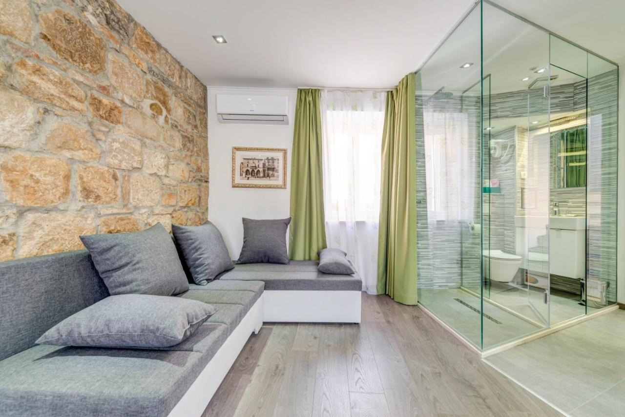 Luxury Rooms Ana In The Heart Of Сплит Екстериор снимка