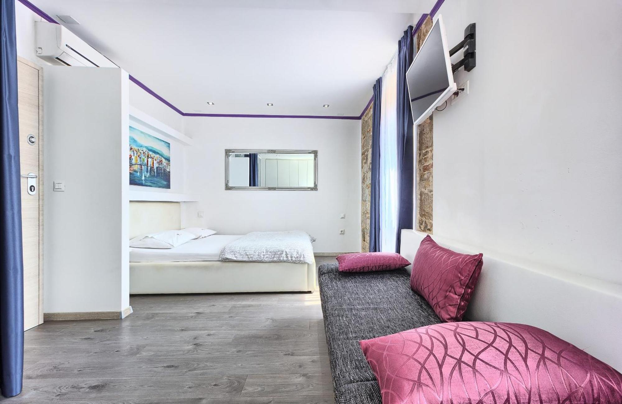 Luxury Rooms Ana In The Heart Of Сплит Екстериор снимка