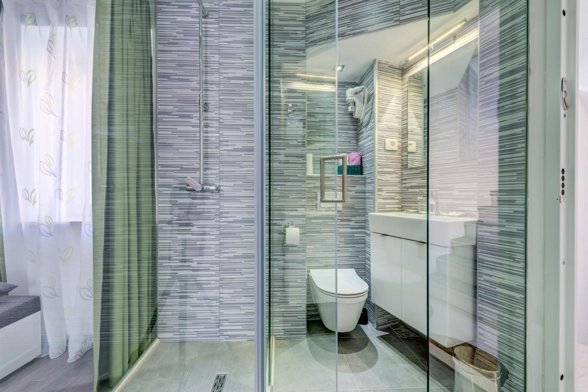 Luxury Rooms Ana In The Heart Of Сплит Екстериор снимка